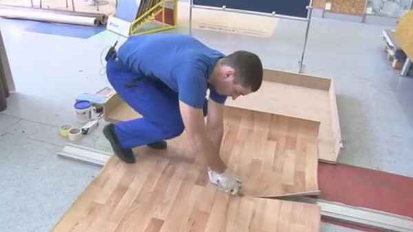 Плюсы Линолеума: его Виды и Монтаж своими руками и Уход для новичков Доступного напольного покрытия +Видео