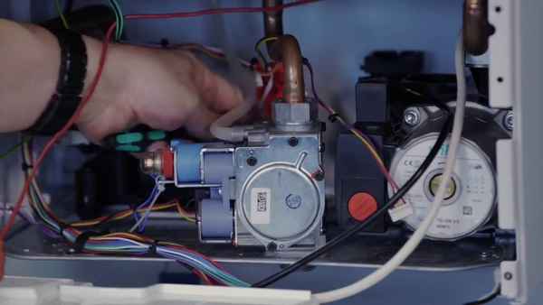 Обслуживание газовых котлов Buderus: как запустить (после отключения), настроить, провести регулировку и исправить ошибки