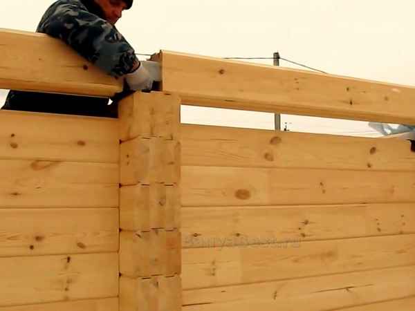 Сруб из профилированного бруса: усадка, сборка своими руками +Видео