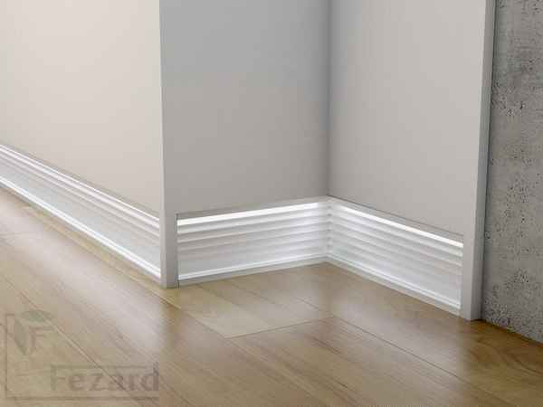 Декоративный плинтус для пола и потолка: Виды плинтуса в зависимости от материала изготовленияОбщее описание типов декоративного отделочного материала  +Фото и Видео