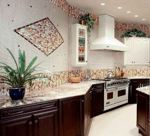  Отделка кухни плиткой и обоями своими руками: Идеи +Фото и дизайна +Видео