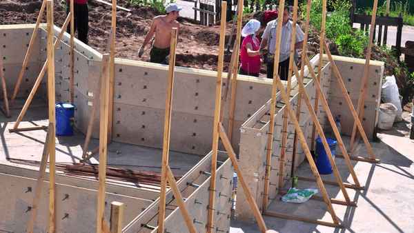 Технология монолитного строительства частного дома своими руками: Пошаговая инструкция +Видео