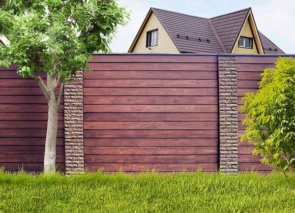 Металлосайдинг для забора – фото, как выбрать? Технология возведения +Видео