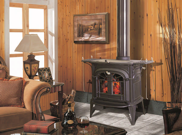 Дровяные чугунные печи для дачи и частного дома