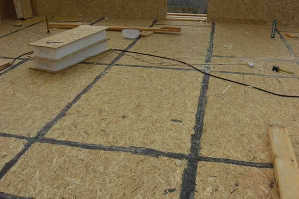 Пол в доме из СИП панелей: Пошаговая инструкция +Видео