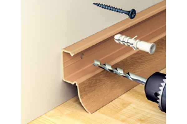 Соединение плинтуса с кабель каналом: особенности монтажа