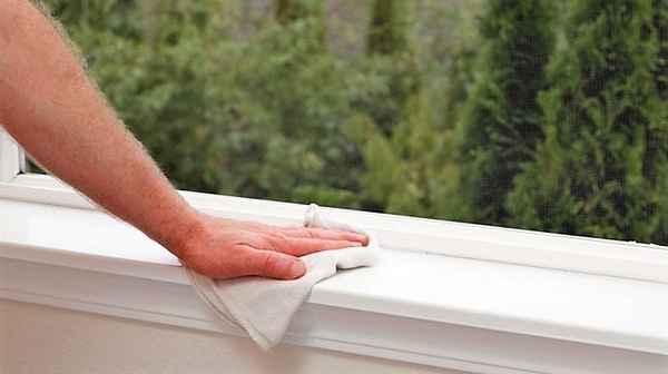 Чем отмыть пластиковые подоконники после ремонта: Советы +Видео