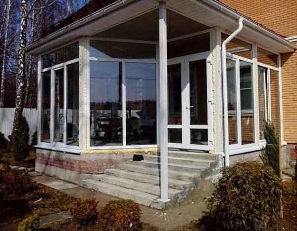 Остекление веранды пластиковыми окнами своими руками: Инстуркция