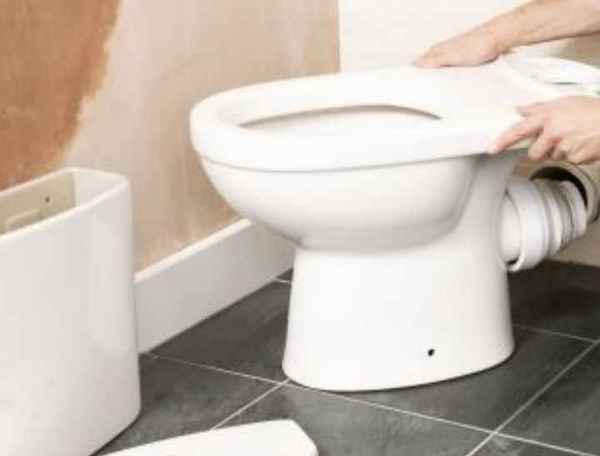 Как укрепить унитаз, если он шатаетсяИнструкция +Видео