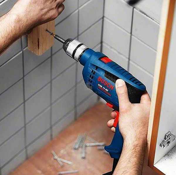 Как правильно просверлить отверстие в плитке? Обзор +Видео