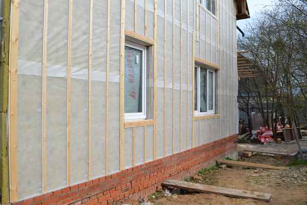 Как отделать дом дсп снаружи дешево и красиво с утеплителем своими руками +Видео