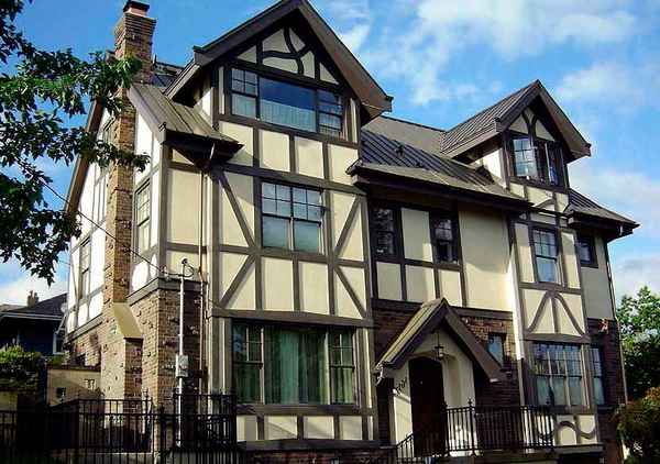 Дом в стиле Тюдор адаптированные для России: Проекты +Фото и Идеи +Виде