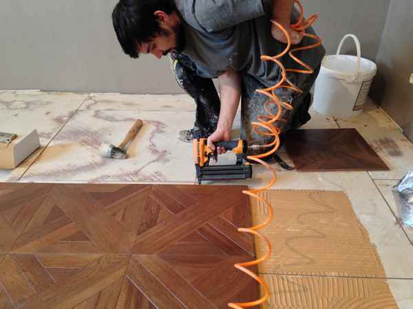 Как сделать укладку модульного паркета: Пошаговая инструкция +Видео