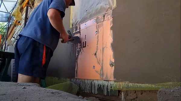 Штукатурка фасада по пеноплексу и пенополистиролу: технология отделки фасадной шпаклевкой + утепление стен