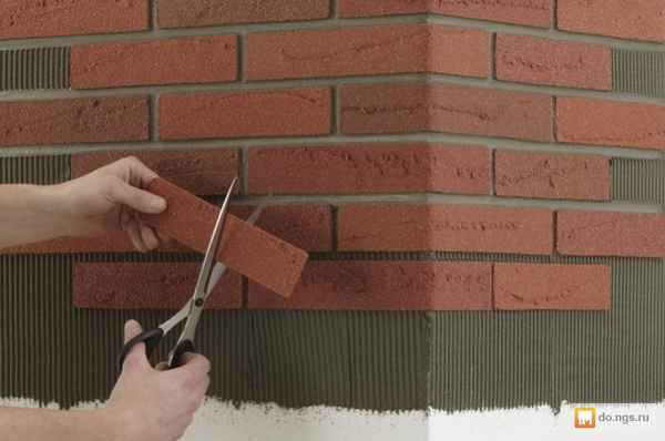 Как клеить облицовочную плитку под кирпич для наружной и внутренней отделки на фасад каркасного дома своими руками: Пошаговая инструкция +Видео
