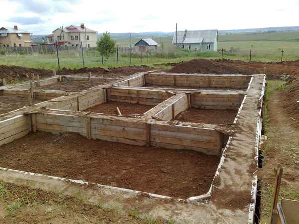 Начало стройки  частного дома своими руками: Подготовка и первые шаги +Фото и Видео